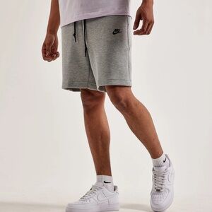 NIKE • Nike Tech - Fleece Shorts • Gray - size Medium